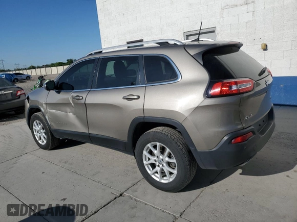 2017 Jeep Cherokee Latitude with VIN 1C4PJMCS7HW615637, listed as a Copart auction lot 59110765 with 179,248 mi miles and Salvage title. Bid and sale history available at DreamBid. Image 2.