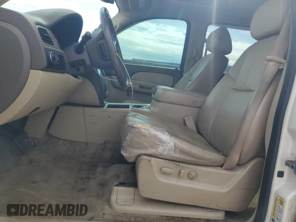 2008 GMC Yukon XL SLE w/3SA with VIN 1GKFC16048R265594, listed as a Copart auction lot 87994475 with 279,216 mi miles and Salvage Title. Bid and sale history available at carsss.com. Image 7.