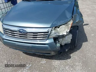 2009 Subaru Forester X с VIN JF2SH63689H780219, выставлен на аукционе IAAI как лот 42202790 с пробегом 188 288 миль миль и . История ставок и продаж доступна на DreamBid. Изображение 17.