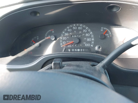 2001 Ford Econoline Passenger XL with VIN 1FBSS31L81HA60287, listed as a IAAI auction lot 41770643 with 228,797 mi miles and . Bid and sale history available at DreamBid. Image 7.