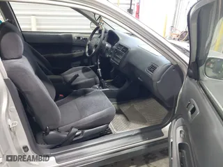 2000 Honda Civic EX with VIN 1HGEJ8142YL112989, listed as a IAAI auction lot 41469210 with 117,154 mi miles. Bid and sale history available at carsss.com. Image 5.