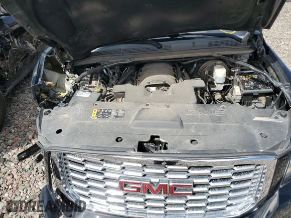2019 GMC Yukon Denali with VIN 1GKS2CKJ7KR212228, listed as a Copart auction lot 46099615 with 33,844 mi miles and Salvage Title. Bid and sale history available at carsss.com. Image 12.