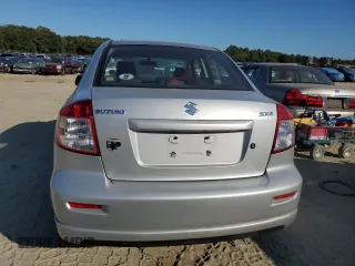 2008 Suzuki SX4 Convenience Pkg with VIN JS2YC415185100267, listed as a Copart auction lot 70948384 with 103,501 mi miles and Clean Title. Bid and sale history available at carsss.com. Image 6.