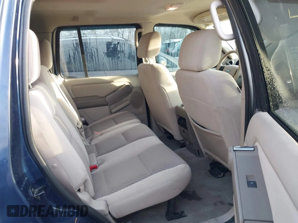 2006 Ford Explorer XLS with VIN 1FMEU62E26UA53768, listed as a IAAI auction lot 41136559 with 128,402 mi miles. Bid and sale history available at carsss.com. Image 8.