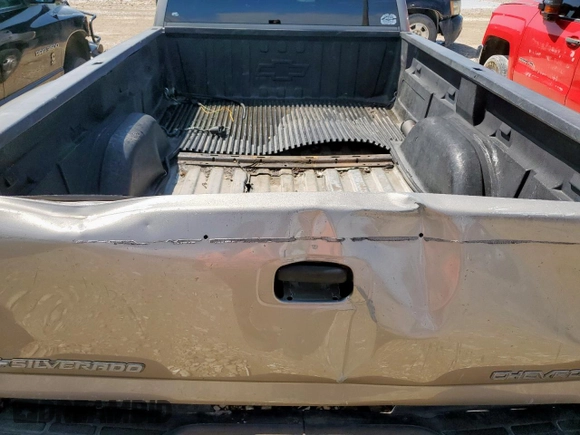 2002 Chevrolet Silverado 3500 with VIN 1GCJC33122F130105, listed as a Copart auction lot 54415455 with 0 mi miles and Clean Title. Bid and sale history available at carsss.com. Image 10.