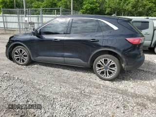 2020 Ford Escape SEL with VIN 1FMCU9H68LUB17865, listed as a Copart auction lot 58217685 with 113,569 mi miles and Salvage title. Bid and sale history available at DreamBid. Image 2.