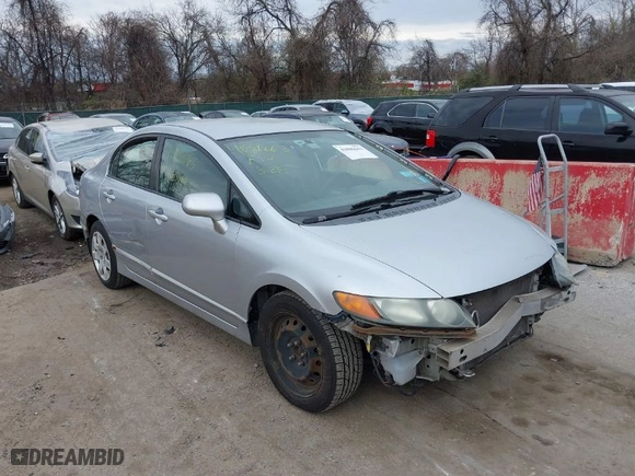 2008 Honda Civic Sdn LX with VIN 2HGFA16528H321854, listed as a IAAI auction lot 41886663 with 179,241 mi miles. Bid and sale history available at carsss.com. Image 1.