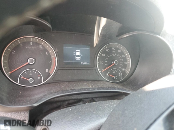 2020 Kia Optima LX z VIN 5XXGT4L37LG434616, wystawiony jako Copart lot #54611295 z przebiegiem 35 851 mil mil oraz Szkoda całkowita • Salvage title. Historia ofert i sprzedaży dostępna na DreamBid. Obrazek 9.