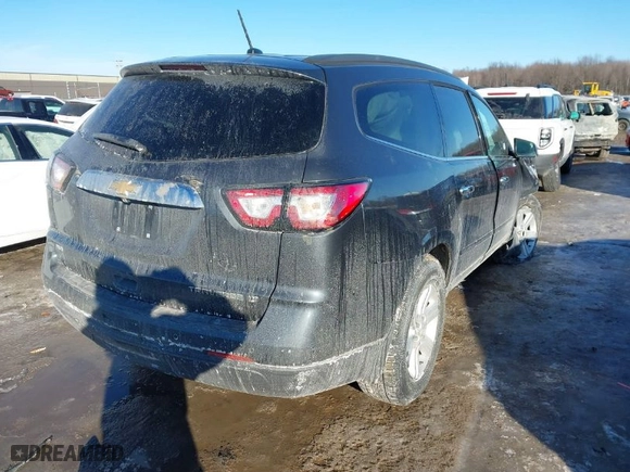 2014 Chevrolet Traverse LT with VIN 1GNKVGKD6EJ260253, listed as a IAAI auction lot 41408294 with 188,303 mi miles. Bid and sale history available at carsss.com. Image 4.