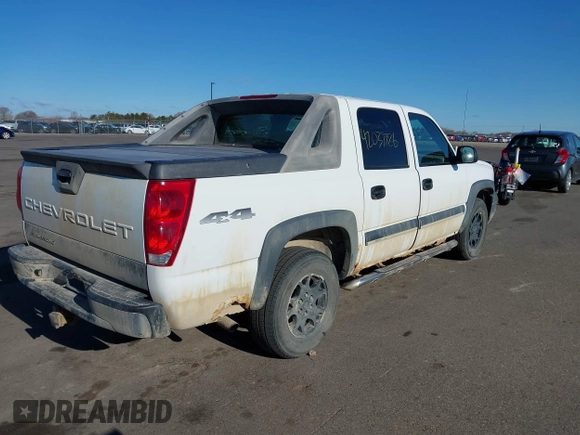 2004 Chevrolet Avalanche Z71 with VIN 3GNEK12T54G107437, listed as a IAAI auction lot 42037726 with 124,166 mi miles. Bid and sale history available at carsss.com. Image 4.