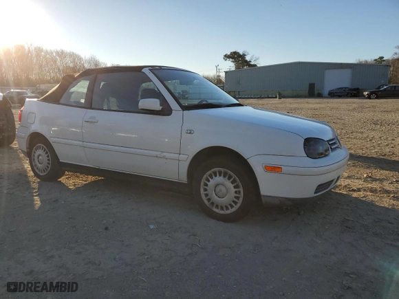 2001 Volkswagen Cabrio GLS with VIN 3VWCC21V21M807223, listed as a Copart auction lot 87444904 with 210,666 mi miles and Clean Title. Bid and sale history available at carsss.com. Image 4.