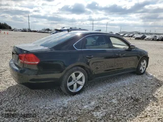 2013 Volkswagen Passat SE w/Sunroof with VIN 1VWBH7A38DC063299, listed as a Copart auction lot 87949495 with 0 mi miles and Salvage Title. Bid and sale history available at carsss.com. Image 3.