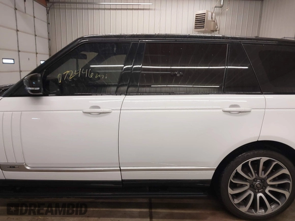 2016 Land Rover Range Rover Supercharged z VIN SALGS3EF0GA280040, wystawiony jako IAAI lot #41394107 z przebiegiem 72 446 mil mil oraz . Historia ofert i sprzedaży dostępna na DreamBid. Obrazek 14.