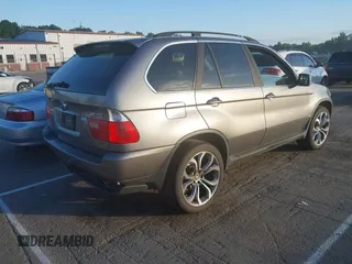 2004 BMW X5 4.4i with VIN 5UXFB53514LV09431, listed as a IAAI auction lot 42142099 with 181,951 mi miles. Bid and sale history available at carsss.com. Image 4.