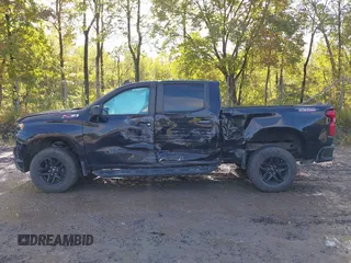 2019 Chevrolet Silverado 1500 LT Trail Boss with VIN 1GCPYFED4KZ362014, listed as a IAAI auction lot 40448826 with 93,568 mi miles and . Bid and sale history available at DreamBid. Image 14.