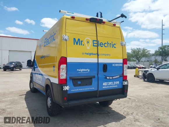 2023 Ram ProMaster Cargo with VIN 3C6LRVBG8PE548461, listed as a IAAI auction lot 42176460 with 32,791 mi miles. Bid and sale history available at carsss.com. Image 3.