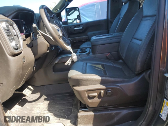 2020 GMC Sierra 3500HD Denali z VIN 1GT49WEY9LF262769, wystawiony jako Copart lot #74386594 z przebiegiem 34 178 mil mil oraz Szkoda całkowita • Salvage title. Historia ofert i sprzedaży dostępna na DreamBid. Obrazek 7.