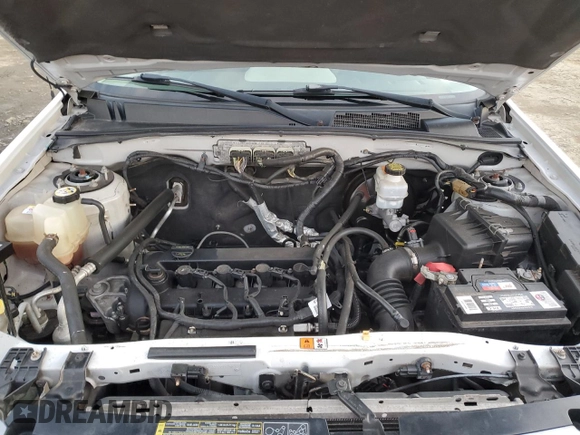 2010 Ford Escape XLS with VIN 1FMCU9C71AKC41887, listed as a Copart auction lot 87117884 with 126,687 mi miles and Clean title. Bid and sale history available at DreamBid. Image 12.
