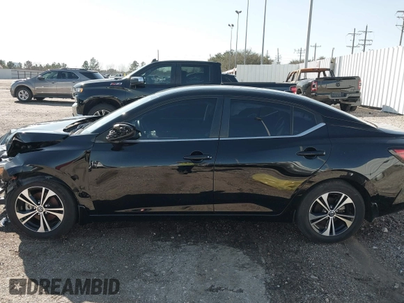 2021 Nissan Sentra SV with VIN 3N1AB8CV8MY310528, listed as a IAAI auction lot 41633245 with 20,388 mi miles and . Bid and sale history available at DreamBid. Image 15.