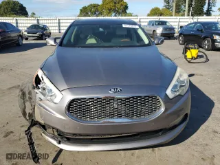 2016 Kia K900 Luxury with VIN KNALU4D3XG6031483, listed as a Copart auction lot 82570674 with 92,402 mi miles and Salvage Title. Bid and sale history available at carsss.com. Image 5.