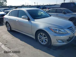 2013 Hyundai Genesis 3.8L with VIN KMHGC4DD2DU235455, listed as a IAAI auction lot 42024961 with 91,673 mi miles. Bid and sale history available at carsss.com. Image 1.