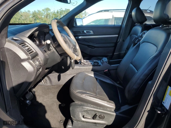 2019 Ford Explorer XLT with VIN 1FM5K7DH4KGA58255, listed as a Copart auction lot 79124914 with 42,479 mi miles and Salvage Title. Bid and sale history available at carsss.com. Image 7.