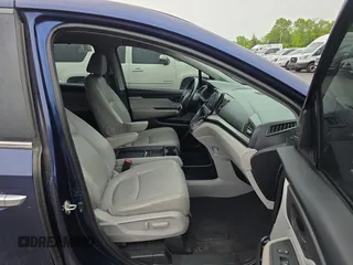 2018 Honda Odyssey EX-L with VIN 5FNRL6H75JB064377, listed as a Copart auction lot 56241905 with 103,651 mi miles and Clean Title. Bid and sale history available at DreamBid. Image 5.