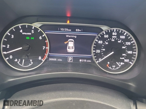 2024 Nissan Sentra SV z VIN 3N1AB8CV2RY295564, wystawiony jako IAAI lot #42796380 z przebiegiem 30 664 mil mil oraz . Historia ofert i sprzedaży dostępna na DreamBid. Obrazek 2.