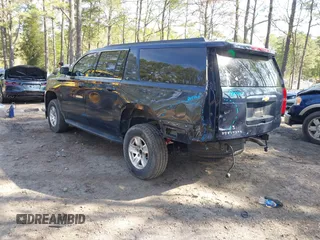 2019 Chevrolet Suburban LT with VIN 1GNSKHKC5KR333566, listed as a IAAI auction lot 41996940 with 95,807 mi miles. Bid and sale history available at carsss.com. Image 3.