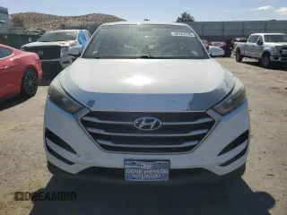 2018 Hyundai Tucson SE z VIN KM8J2CA47JU710469, wystawiony jako Copart lot #56247725 z przebiegiem 241 340 mil mil oraz Tytuł czysty. Historia ofert i sprzedaży dostępna na DreamBid. Obrazek 5.
