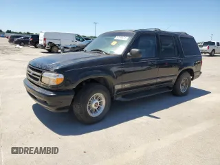 1997 Ford Explorer XLT z VIN 1FMDU35P5VZB51640, wystawiony jako Copart lot #52030474 z przebiegiem 214 647 mil mil oraz Czysty tytuł • Clean title. Historia ofert i sprzedaży dostępna na DreamBid. Obrazek 1.