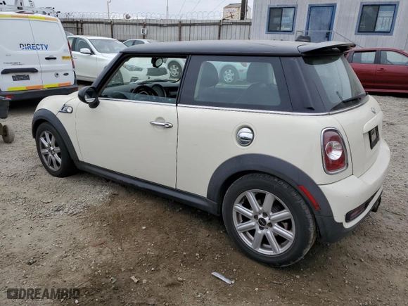 2011 MINI Cooper Hardtop S with VIN WMWSV3C50BTY13839, listed as a Copart auction lot 53541455 with 142,400 mi miles and Clean Title. Bid and sale history available at carsss.com. Image 2.