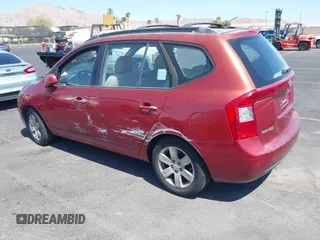 2008 Kia Rondo EX with VIN KNAFG525387174835, listed as a IAAI auction lot 42011406 with 138,656 mi miles. Bid and sale history available at carsss.com. Image 3.