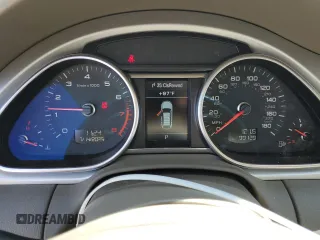2014 Audi Q7 Premium Plus z VIN WA1LGAFE9ED006746, wystawiony jako Copart lot #64486785 z przebiegiem 90 129 mil mil oraz Szkoda całkowita • Salvage title. Historia ofert i sprzedaży dostępna na DreamBid. Obrazek 9.
