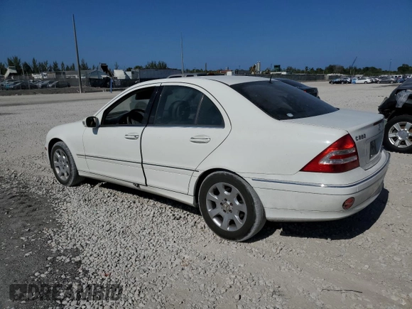 2006 Mercedes-Benz C 280 Luxury with VIN WDBRF54H06A906654, listed as a Copart auction lot 53290105 with 185,128 mi miles and Salvage Title. Bid and sale history available at DreamBid. Image 2.