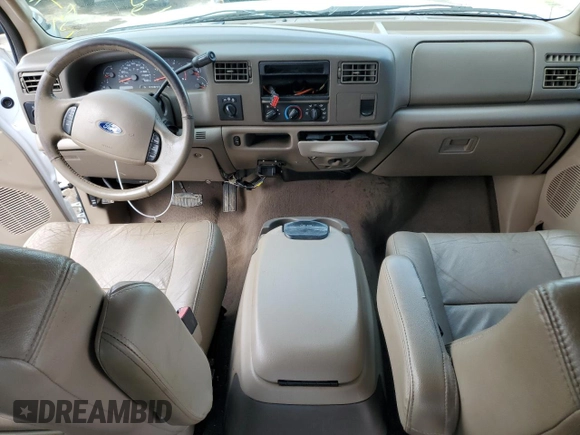 2004 Ford Super Duty F-250 XL with VIN 1FTNW21P14EA23582, listed as a Copart auction lot 62658954 with 205,382 mi miles and Salvage Title. Bid and sale history available at carsss.com. Image 8.