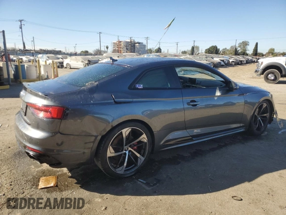 2018 Audi RS 5 z VIN WUAPWAF50JA903821, wystawiony jako Copart lot #42040965 z przebiegiem Nie podano mil oraz Szkoda całkowita • Salvage title. Historia ofert i sprzedaży dostępna na DreamBid. Obrazek 3.