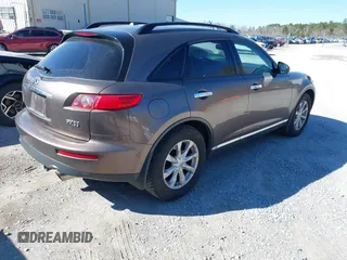 2006 Infiniti FX with VIN JNRAS08W46X208731, listed as a IAAI auction lot 41617864 with 229,235 mi miles and . Bid and sale history available at carsss.com. Image 4.