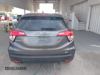 2021 Honda HR-V LX with VIN 3CZRU5H30MM726784, listed as a IAAI auction lot 41455992 with 43,617 mi miles. Bid and sale history available at carsss.com. Image 17.