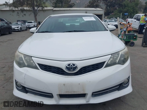 2013 Toyota Camry L with VIN 4T1BF1FKXDU244562, listed as a IAAI auction lot 42050483 with 263,068 mi miles. Bid and sale history available at carsss.com. Image 12.