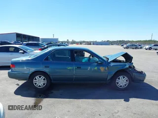 2001 Toyota Camry CE with VIN 4T1BG22K41U782923, listed as a IAAI auction lot 41773916 with 201,038 mi miles and . Bid and sale history available at carsss.com. Image 13.