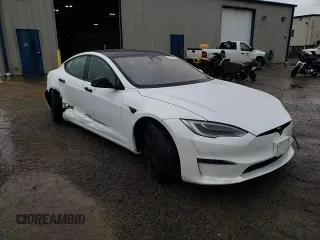 2021 Tesla Model S Long Range z VIN 5YJSA1E5XMF439827, wystawiony jako Copart lot #56117755 z przebiegiem Nie podano mil oraz Szkoda całkowita • Salvage title. Historia ofert i sprzedaży dostępna na DreamBid. Obrazek 13.