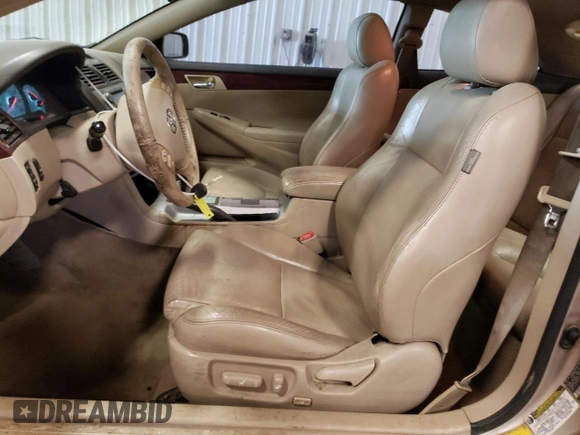 2005 Toyota Solara SE z VIN 4T1CA38P45U046553, wystawiony jako Copart lot #58408765 z przebiegiem 252 195 mil mil oraz Czysty tytuł • Clean title. Historia ofert i sprzedaży dostępna na DreamBid. Obrazek 7.
