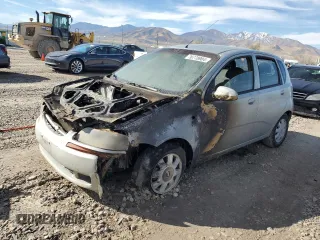 2004 Chevrolet Aveo LS with VIN KL1TJ62604B188129, listed as a Copart auction lot 76778904 with Not Provided miles and Salvage Title. Bid and sale history available at DreamBid. Image 1.