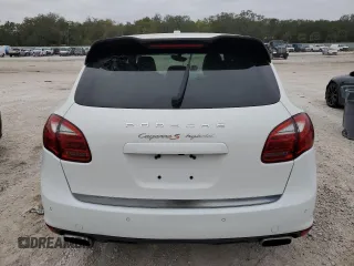 2012 Porsche Cayenne S Hybrid z VIN WP1AE2A20CLA92536, wystawiony jako Copart lot #87667355 z przebiegiem 117 267 mil mil oraz Czysty tytuł • Clean title. Historia ofert i sprzedaży dostępna na DreamBid. Obrazek 6.
