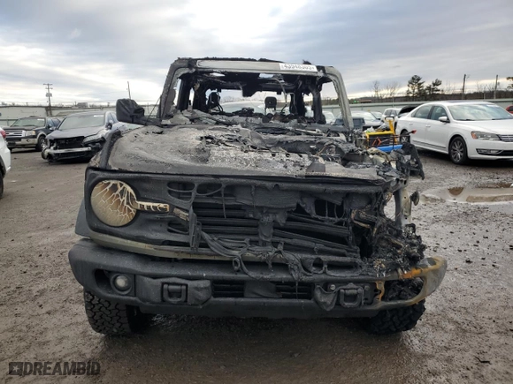 2023 Ford Bronco with VIN 1FMDE5AP2PLC02841, listed as a Copart auction lot 43948305 with 0 mi miles and Salvage Title. Bid and sale history available at carsss.com. Image 5.