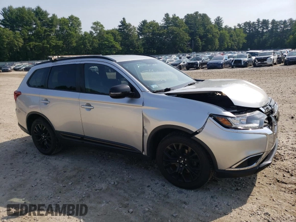 2018 Mitsubishi Outlander ES with VIN JA4AZ3A34JZ025866, listed as a Copart auction lot 61529555 with 144,041 mi miles and Salvage title. Bid and sale history available at DreamBid. Image 4.