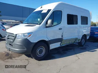 2022 Mercedes-Benz Sprinter Cargo Cargo with VIN W1Y40BHY2NT107852, listed as a IAAI auction lot 41323608 with 27,397 mi miles and . Bid and sale history available at DreamBid. Image 18.