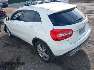 2016 Mercedes-Benz GLA 250 z VIN WDCTG4EB4GJ258174, wystawiony jako IAAI lot #41595364 z przebiegiem 112 649 mil mil oraz . Historia ofert i sprzedaży dostępna na DreamBid. Obrazek 3.