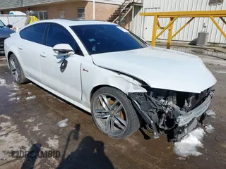 2016 Audi A7 3.0 Prestige with VIN WAU2GAFC6GN157778, listed as a IAAI auction lot 41836901 with 77,143 mi miles. Bid and sale history available at carsss.com. Image 1.